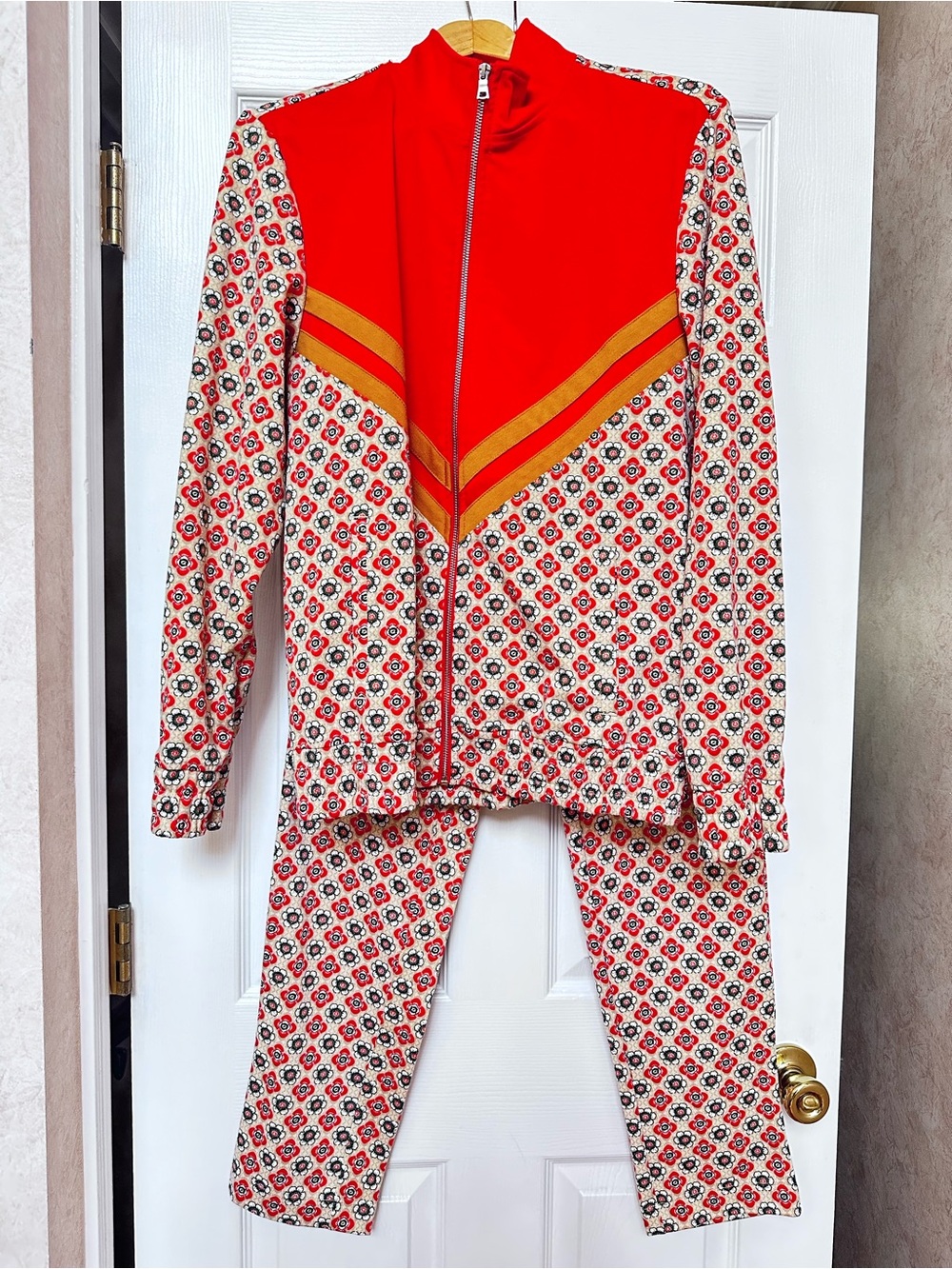 Men’s INC Floral Medallion Print Zip Ponte Track Jacket & Pant Suit